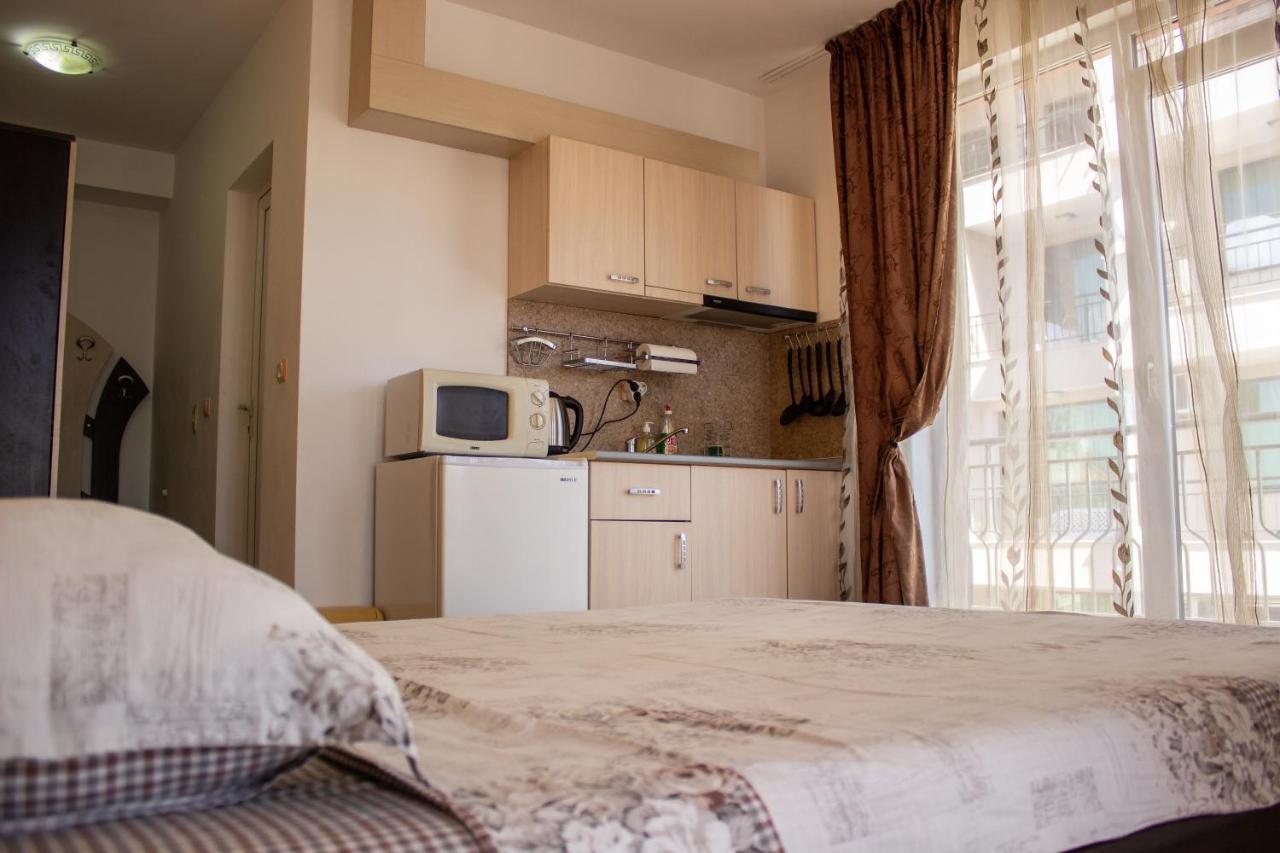 Central Couple Studio Pomorie Eksteriør billede