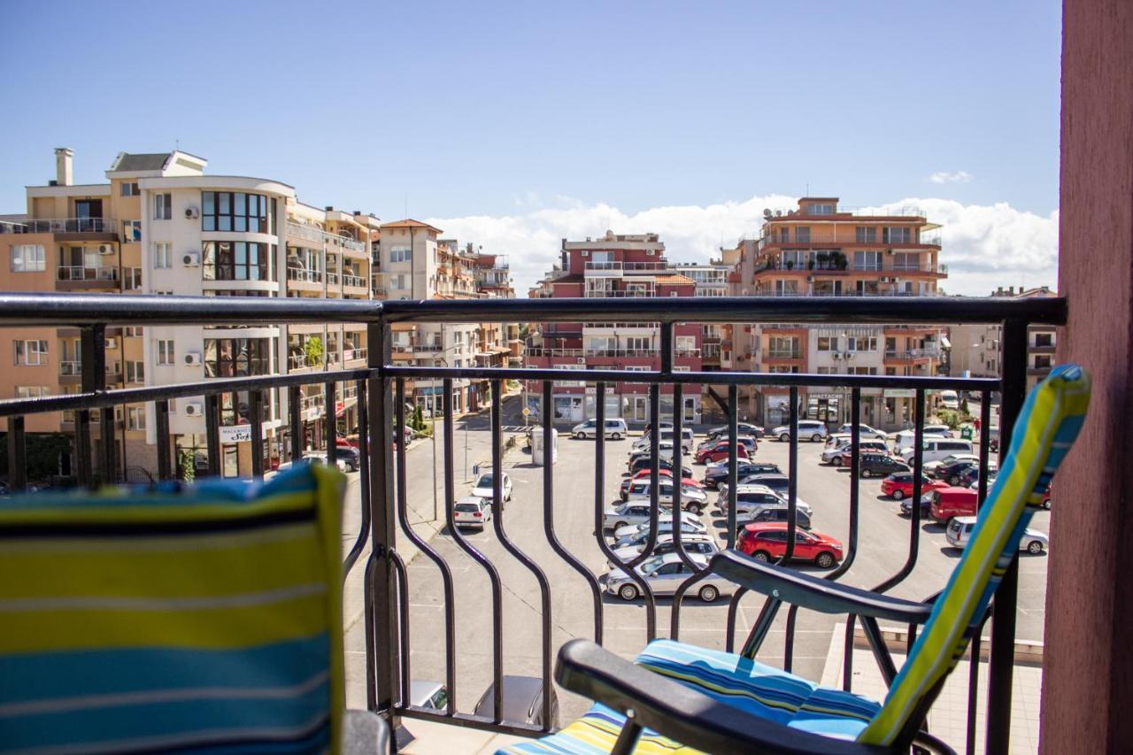 Central Couple Studio Pomorie Eksteriør billede